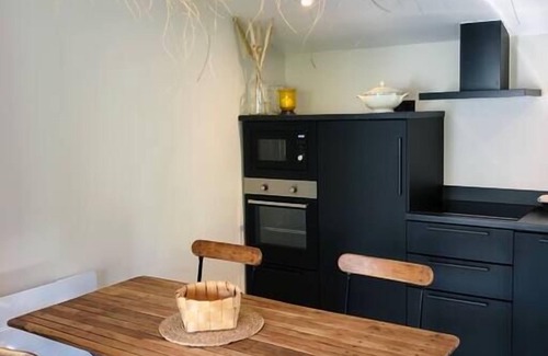 Mesnil-Val-Plage Apartment | Bel Air, Accès Piscine - Jacuzzi Privé - Terrasse