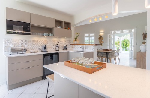 Pointe du Bout Villa | Bel Embrun - Villa Iléenne