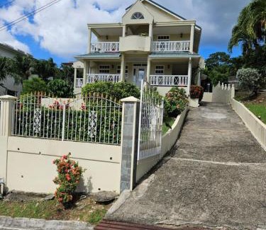 Rodney Bay House | Bel Rev Studio