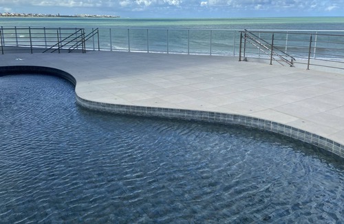 Bessa Apartment | Bela Hospedagem - Foot in the sand, pool and sea view