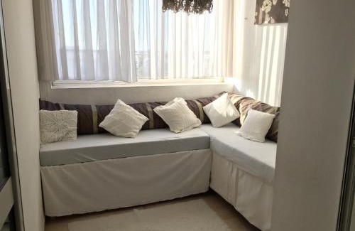 Cite Bel Air Apartment | Belaire host appartment