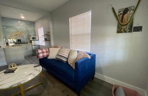 Sanford Apartment | Bella Breeze