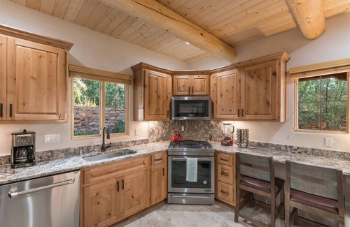 Northeast Santa Fe House | Bella - Clean and Comfortable, Walk to The Plaza