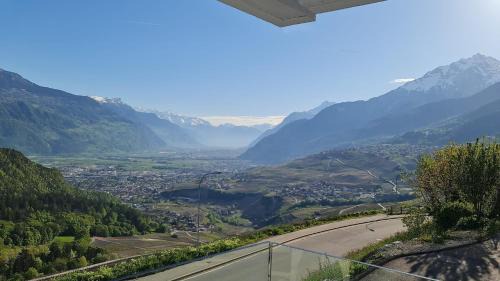 Chandolin-près-Savièse Apartment | Bella Flocon appartements min 3 Nights Special weekly and monthly prices