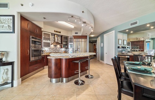 Orange Beach East Condo | Bella Luna 508 - Upscale Luxury-2bd/2bth Condo-walk to Flora-Bama-Gorgeous Views