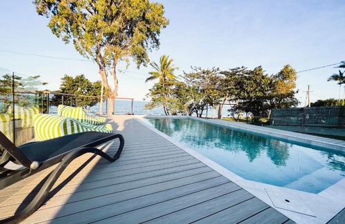 South Mission House | Bella Luna Beach Front - 3 bed
