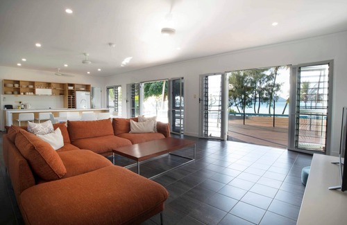 South Mission House | Bella's Beach House