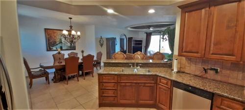Puerto Penasco Apartment | Bella Sirena 601-B -Stylish Condo in Oceanfront Resort