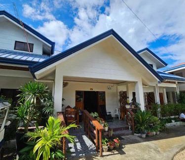 Coron House | Bella Vita Guest House
