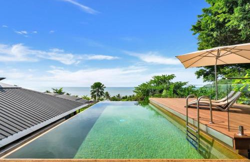 Trinity Beach House | Belle Escapes Trinity Blue Oceanview Home