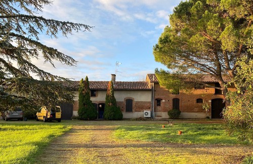 Belbeze-de-Lauragais House | Belle Métairie en Pleine Campagne, Avec Piscine et Tennis