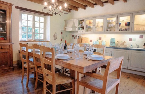 Saint-Leon-sur-Vezere House | Belle maison avec piscine chauffée pour 6