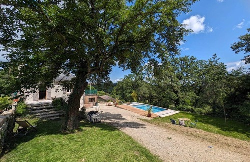 Martel House | Belle Maison de Vacances Avec Piscine au Cœur de la Vallée de la Dordogne