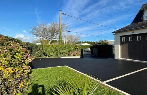 Ile-Tudy House | Belle maison rénovée, 700m de la plage, grand jardin, classée meublé de tourisme 3 étoiles