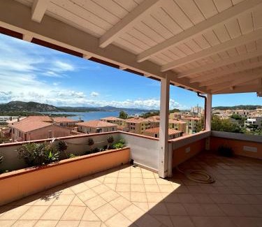 La Maddalena Apartment | Bellissima terrazza VISTA MARE