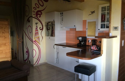 Belmont-sur-Lausanne Ski Chalet | Belmont Sur Lausanne: Studio in a chalet overlooking the lake