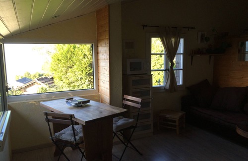 Belmont-sur-Lausanne Ski Chalet | Belmont Sur Lausanne: Studio in a chalet overlooking the lake