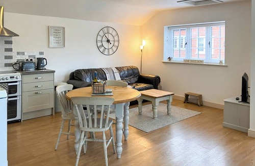 Tetford Cottage | Belton Cottage - UK44745