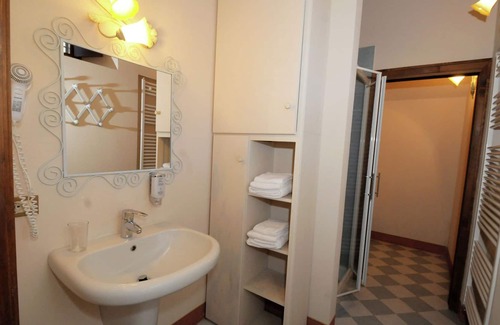 Monticelli Brusati Apartment | Belvilla by OYO Borgo Franciacorta 2