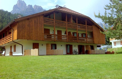 Pera Ski Chalet | Belvilla by OYO Pozza di Fassa Sei