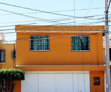 Tehuacan House | Benavente, Casa hogareña para familias grandes