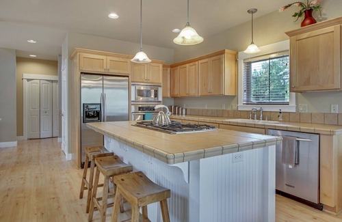 RiverWild House | Bend Getaway in RiverWild-Walk to Deschutes River and Old Mill District