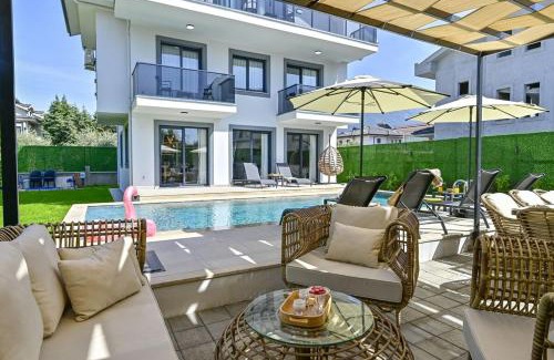 Fethiye City Center Villa | BENDİS - Villa for 8 People in the center of Fethiye
