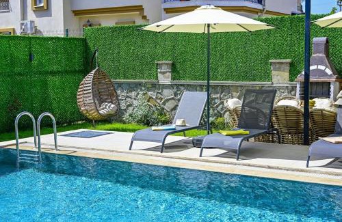 Fethiye City Center Villa | BENDİS - Villa for 8 People in the center of Fethiye