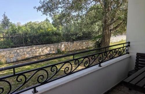 Bregvija Resort | Beni Bungalows