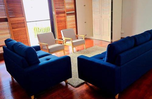 Forster House | Bennett's Bliss - Soak in Breathtaking Ocean View