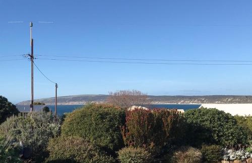 Emu Bay House | Berds Nest