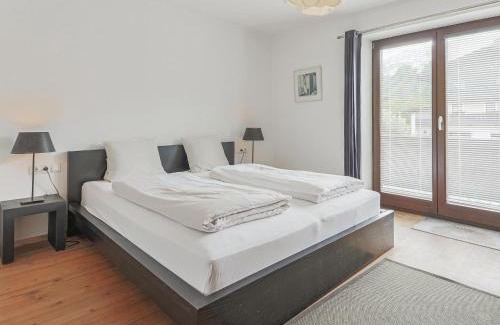 Kitzbuehel Ski Chalet | Berg und Bach