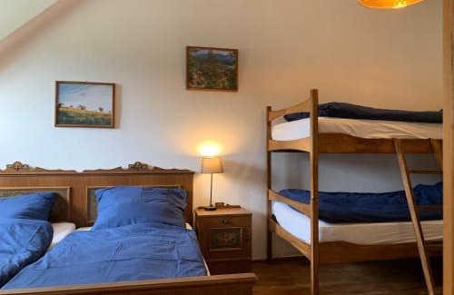 Finkenstein am Faaker See Bed & Breakfast | Bergbude