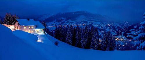 Tschagguns Hotel | Berggasthof Grabs