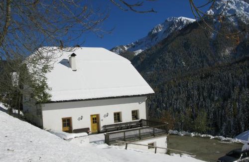 Casola Hotel | Berggasthof Trattes