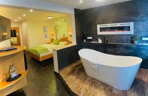 Idar-Oberstein Hotel | Berghotel Kristall