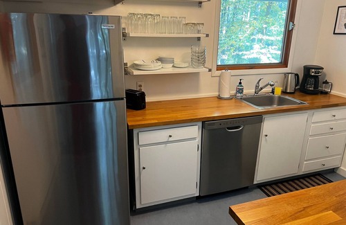 Berkeley Springs Cabin | Berkeley Springs cabin getaway