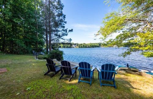 Leicester House | Berkshire Vacation Rentals: Leicester Lake Front Home Come Relax