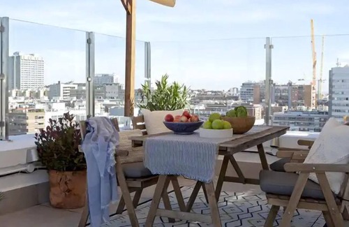 Cuatro Caminos Apartment | Bernabéu Castellana Madrid, Apartment with spectacular terrace Bernabéu.