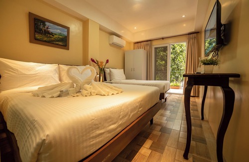 Basco Hotel | Bernardos Lantia Hotel