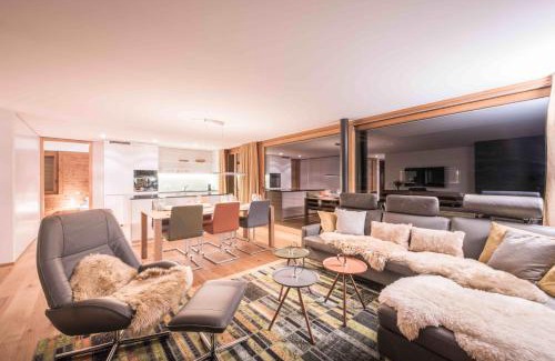 Grindelwald Apartment | Bernstein