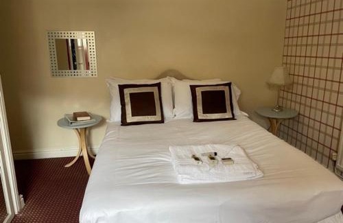 Trehafod Hotel | Bertie Pontypridd