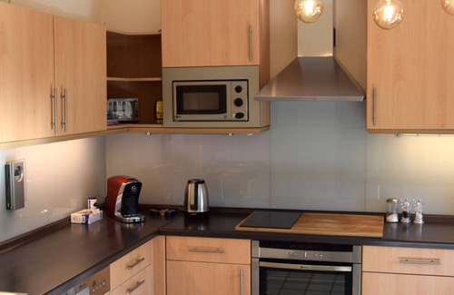 Hochdahl Apartment | Besotel