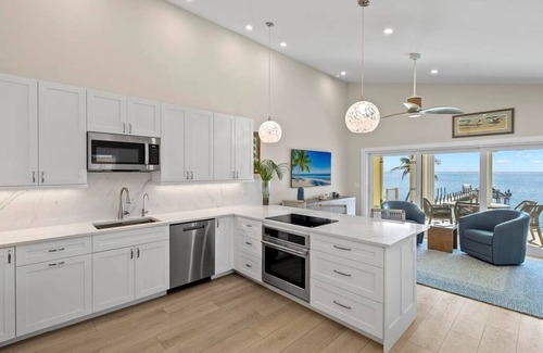 Captiva Condo | Best Bayfront Location in Captiva! All new luxury condo.