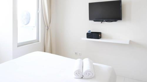 Surabaya Apartment | Best Choice and Cozy Stay Studio at Puncak Kertajaya Apartment By Travelio