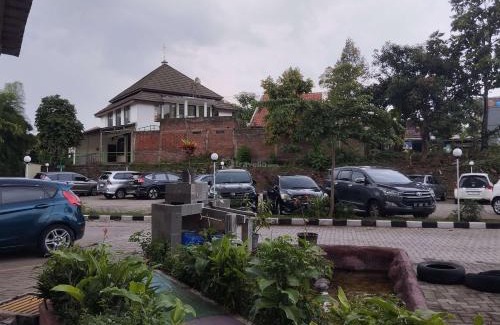 Bandung Apartment | Best Deal 2BR at Buah Batu Park Apartment By Travelio