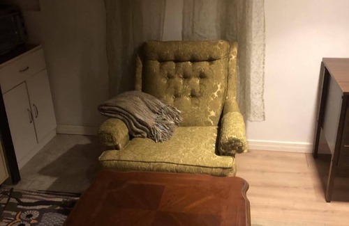 Sudbury House | Best deal for single