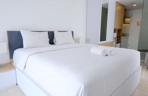 Hegarmanah Apartment | Best Deal Studio Room with Private Jaccuzi at Art Deco Apartment By Travelio