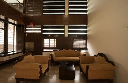 Yeshwanthpur House | Best for family including kids, luxury high end bunglow