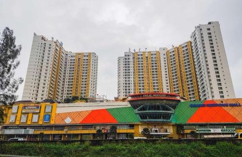Panunggangan Utara Apartment | Best Homey and Nice Studio at Great Western Resort Apartment By Travelio